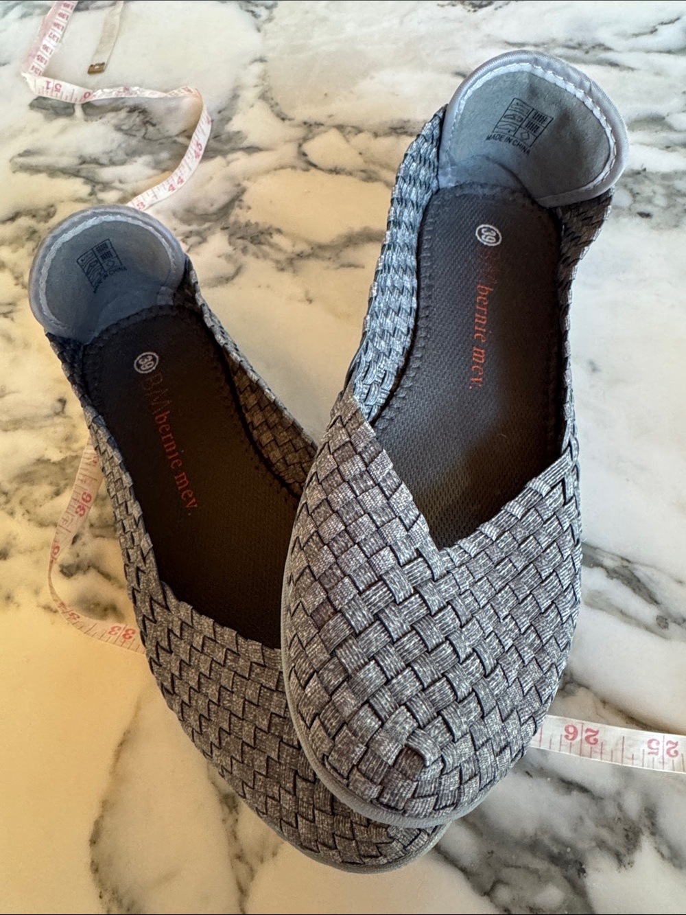 bernie mev. Catwalk Ballet Flats Woven Slip-on Shoe Women’s size 39